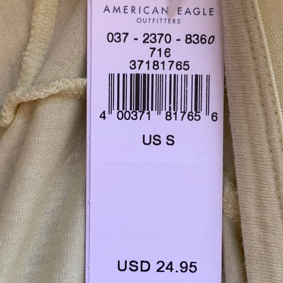 NWT American Eagle Outfitters Soft & Sexy V-Neck Short Sleeve Tee in Green - Picture 5 of 6